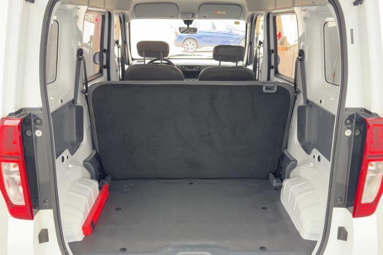 Used Wuling Zhiguang New Energy 2025 Model 305km Ambitious Edition
