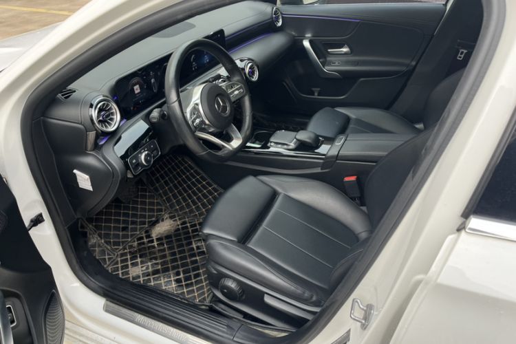 Used Mercedes-Benz A-Class 2022 Restyled A 200 L Sport Sedan Fashion Version