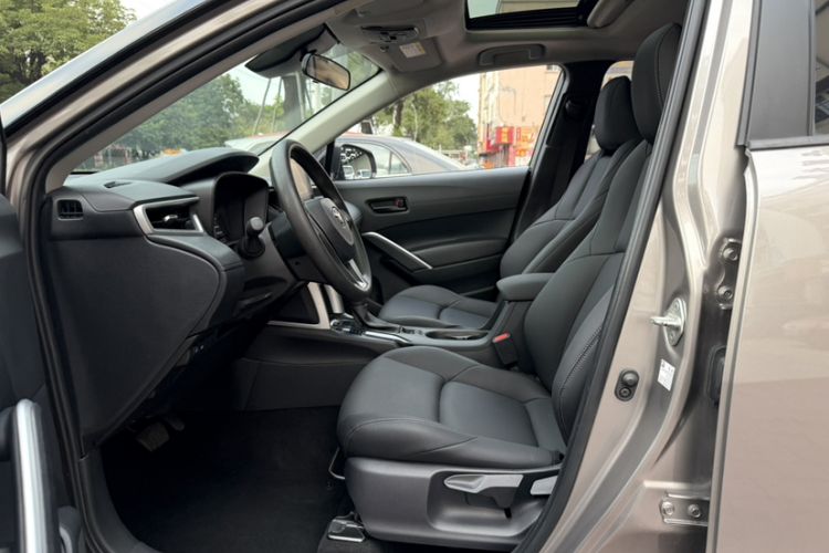 Used Toyota FRONTLANDER 2022 2.0L CVT Leading Edition
