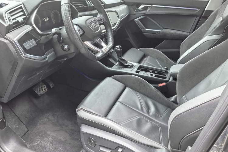 Used Audi Q3 Sportback 2023 40 TFSI Fashion Model
