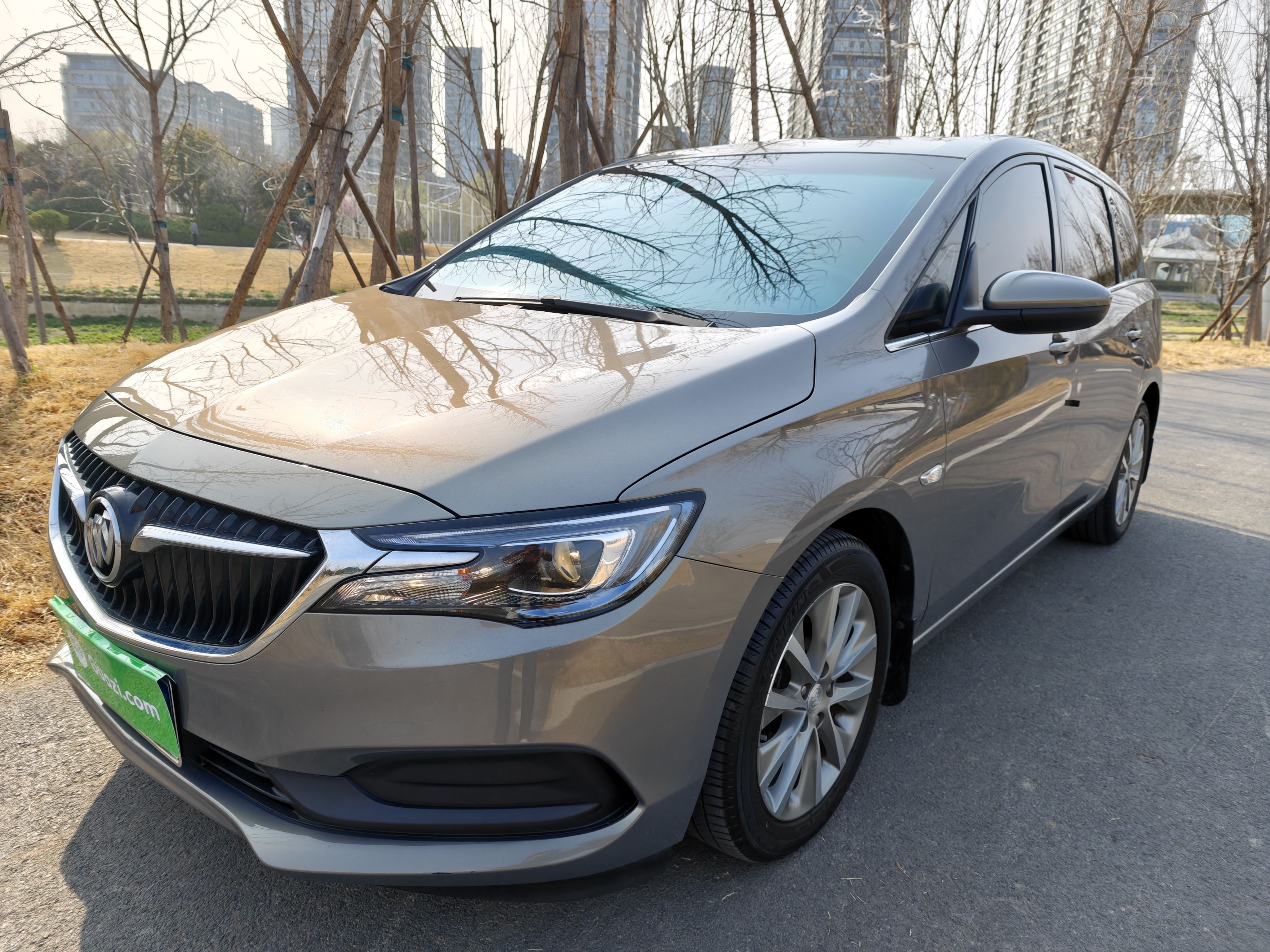 Parte inferior delantera