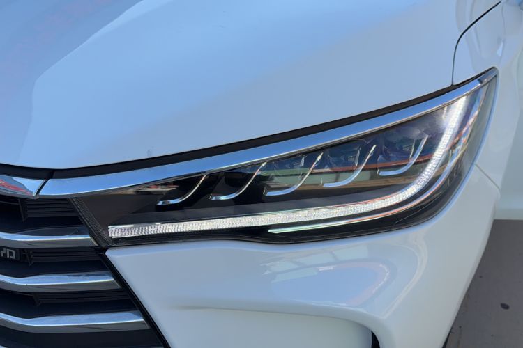 Used BYD Song MAX 2017 1.5T Manual Smart Connect Luxury 7-Seater