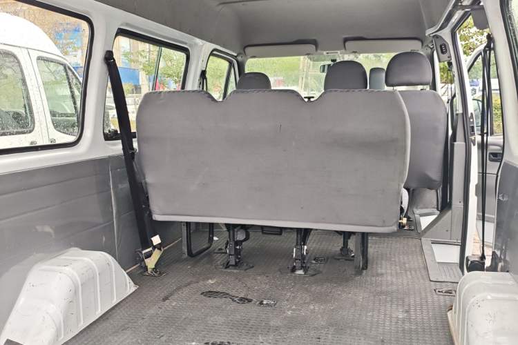 Used Ford Classic Transit 2013 2.8T Facelifted Diesel Van - Short Wheelbase Mid-Roof Model JX493ZLQ4