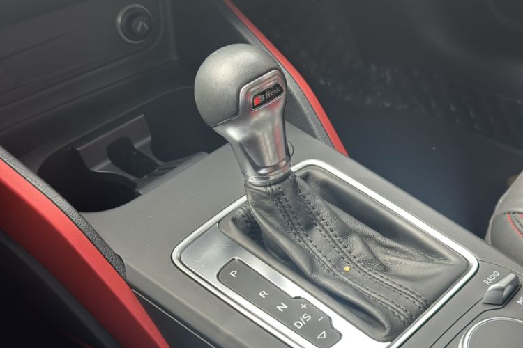 Used Audi Q2L 2018 35 TFSI Fashion Dynamic Version China VI Emission Standard
