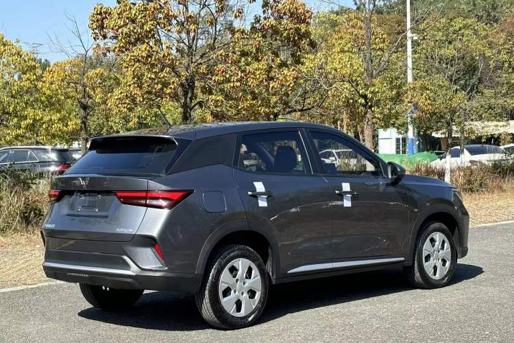 Used Wuling Alvez 2022 1.5L Manual Free-Style Model