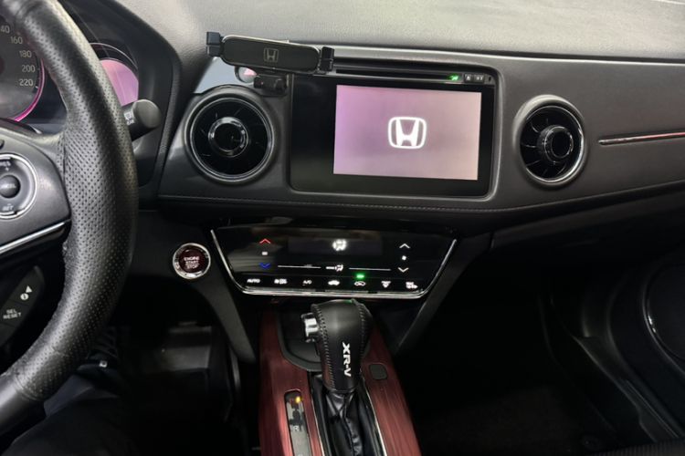 Used Honda XR-V 2015 1.8L VTi CVT Luxury Edition
