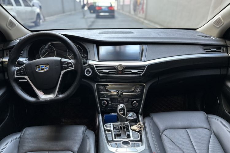 Used Geely Auto Emgrand GT 2015 2.4L Comfort Model Interior 2