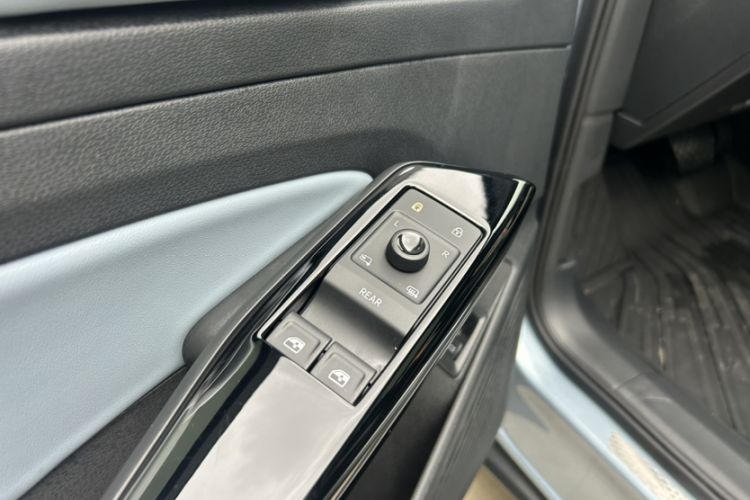 Used Volkswagen ID.4 X 2025 Revised Version Smart Edition Outstanding Grade Interior 8