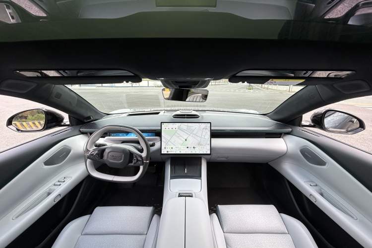 Used Lynk & Co Z10 2025 95 kWh 702 km All-Wheel Drive Intelligent Driving Ultra