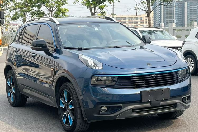 Used Lynk & Co 01 2019 2.0T Two-Wheel Drive Zhaopu Version China VI Standard Exterior 2