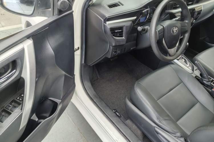 Used Toyota Corolla 2014 1.6L CVT GL
