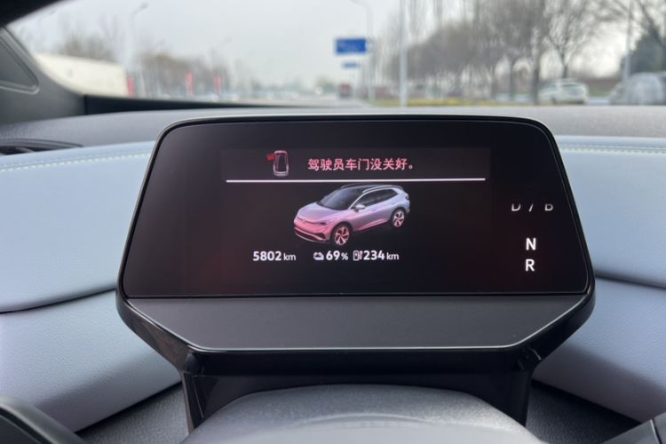 Used Volkswagen ID.4 X 2025 Smart Version Pure & Intelligent Enjoyment Edition
