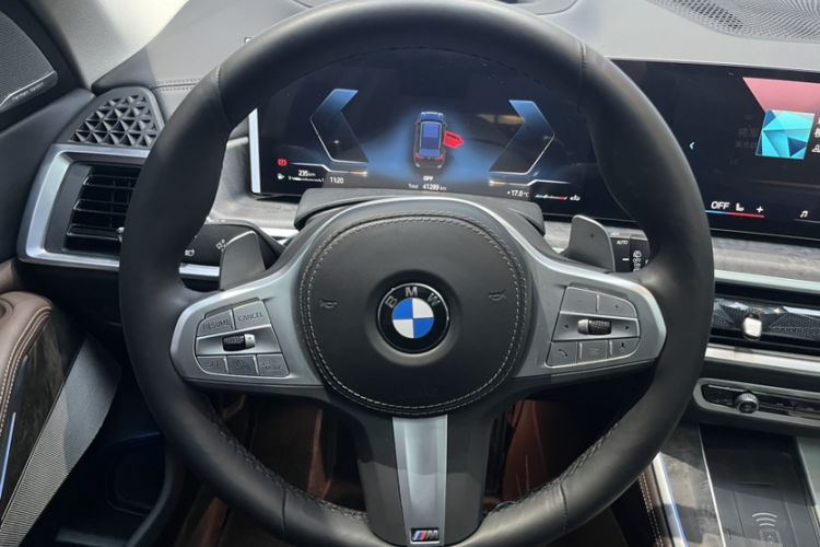 Used BMW X5 2023 xDrive 30Li Luxury M Sport Package Interior 7