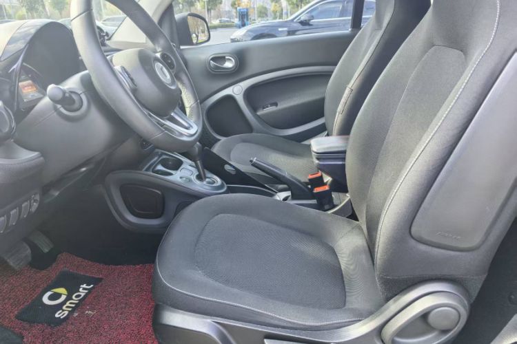 Used smart fortwo 2018 1.0L 52kW Hardtop Passion Edition China V Standard