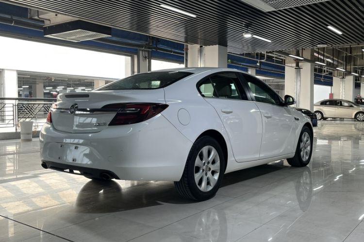 Used Buick Regal 2015 2.0L Leading Fashion Edition Exterior 1