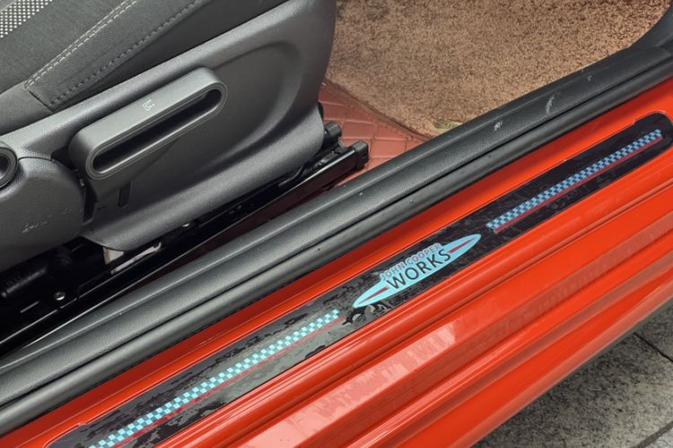 Used MINI MINI 2018 1.5T COOPER Racing Driver