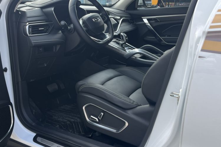 Used Geely Auto Emgrand X7 Sport 2020 1.8TD DCT Smart PRO Interior 2