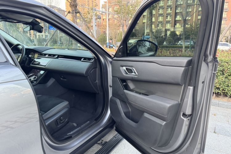 Used Land Rover Range Rover Velar 2020 P250