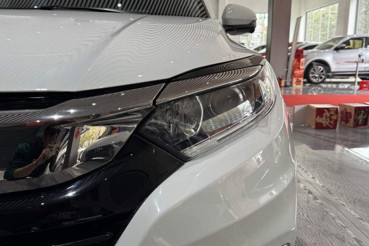 Used Honda Vezel 2020 1.5L CVT Pioneer Edition