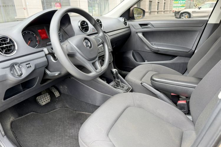 Used Volkswagen Jetta 2019 Dream Edition 1.5L Automatic Fashionable Version Exterior 5