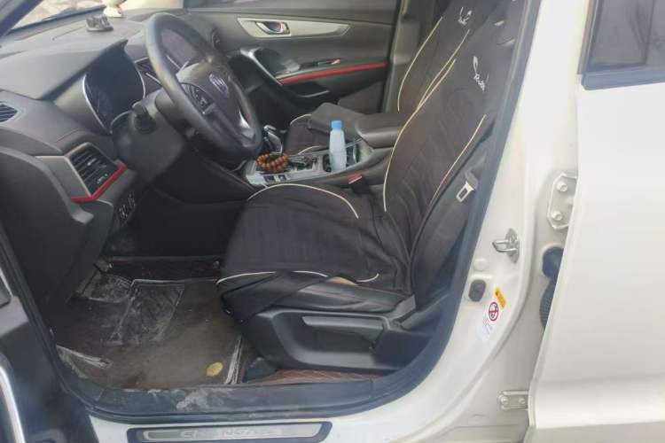 Used Changan CS55 2018 1.5T Automatic Colorful Edition China V Standard
