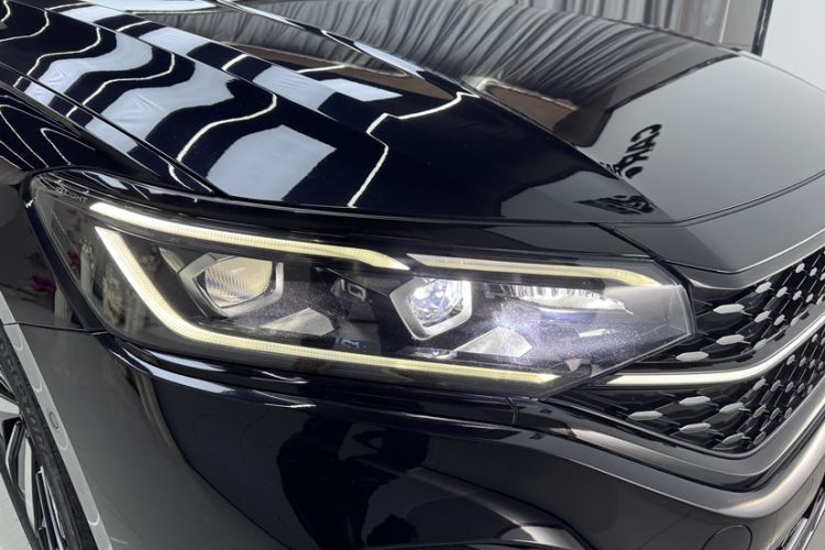 Used Volkswagen Passat 2022 330TSI Starry Luxury Edition
