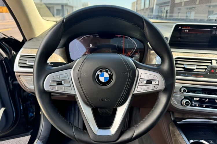 Used BMW 7 Series 2021 740Li Leading Edition Luxury Package Steering Wheel