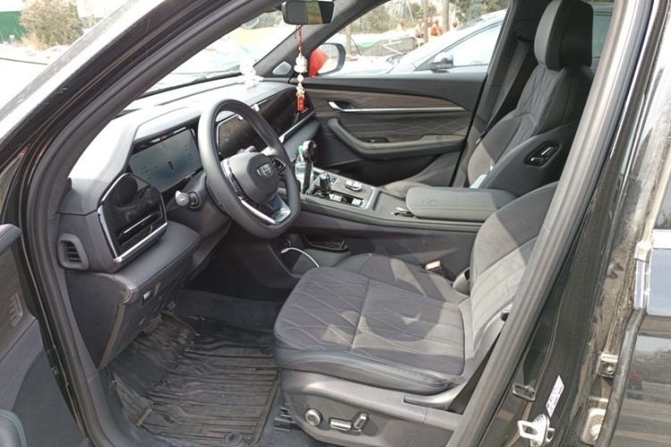 Used Geely Auto Monjaro L 2025 Dongfang Yao 2.0TD Automatic Lanxing Edition
