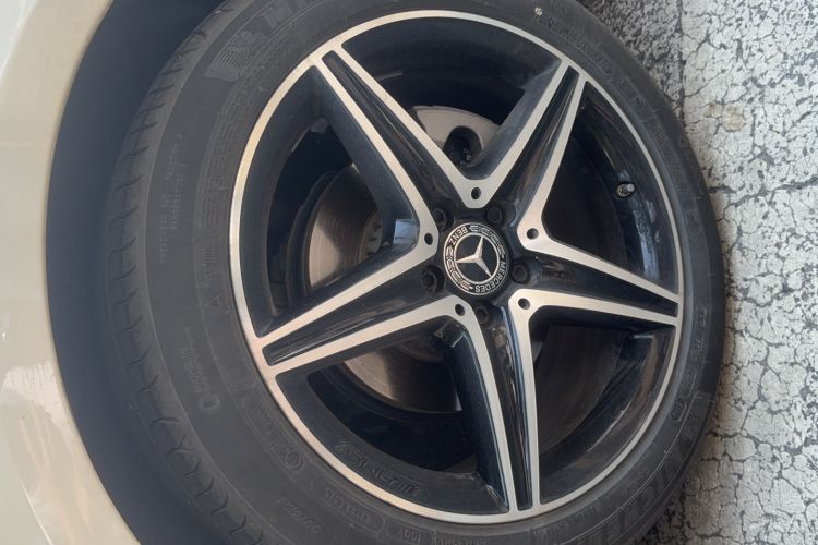 Used Mercedes-Benz E-Class 2020 E 260 Sport Edition Exterior 4