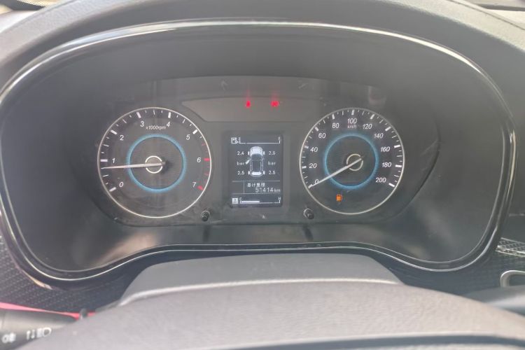 Used Foton Jiatu im8 2017 1.5L Smart-Style Model
