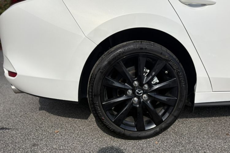 Used Mazda 3 Axela 2023 2.0L Automatic ZhiZhen Edition Exterior 10