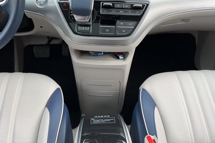 Used Roewe iMAX8 2021 400TGI Supreme Series Ultimate Edition
