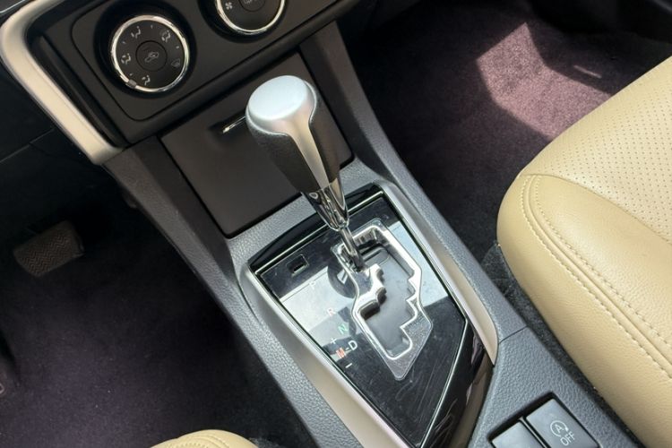 Used Toyota Corolla 2017 Revised Version 1.2T S-CVT GL