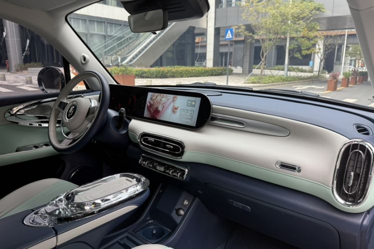 Used ORA Ballet Cat 2022 401 km Alice Edition