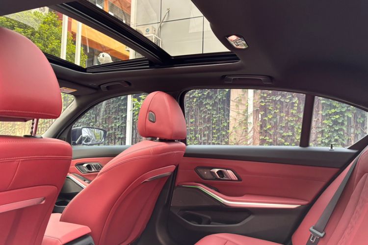 Used BMW 3 Series 2025 330Li M Sport Shadowline Package
