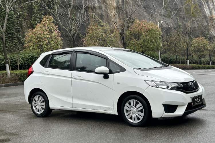 Used Honda Fit 2014 1.5L LX Manual Comfort Model
