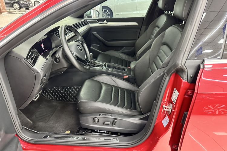 Used Volkswagen FAW-Volkswagen CC 2019 330TSI Glamour Edition China V Standard Interior 5