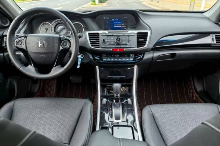 Used Honda Accord 2016 2.0L Luxury Edition