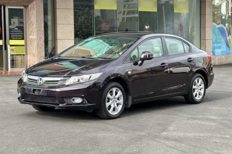 Used Honda Civic 2013 10th Anniversary 1.8L Automatic Comfort Version