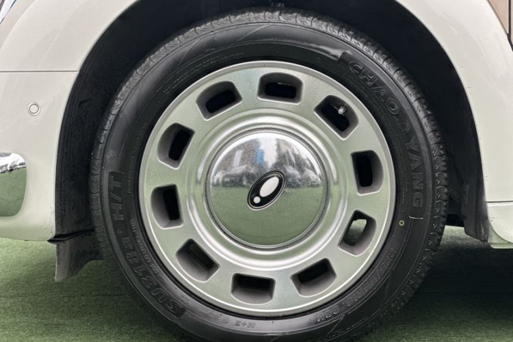 Used ORA Ballet Cat 2022 401 km Nutcracker Edition
