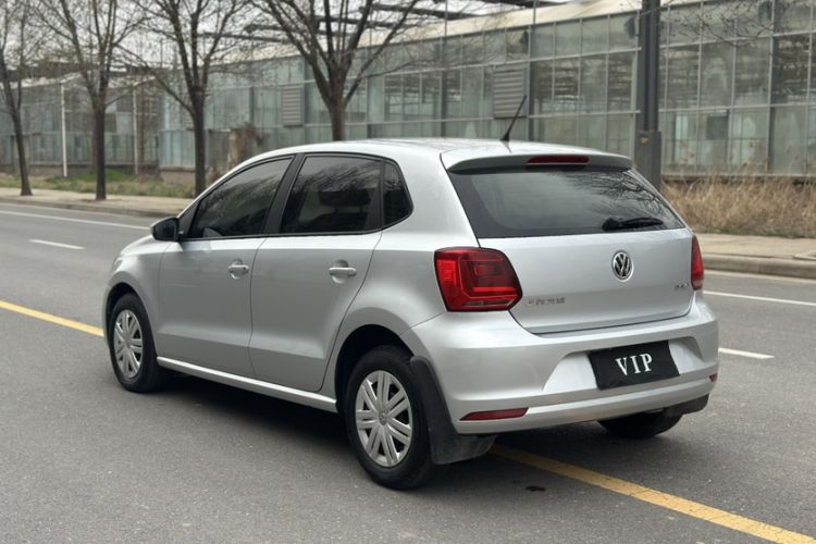 Used Volkswagen Polo 2016 1.4L Manual Fashion Model
