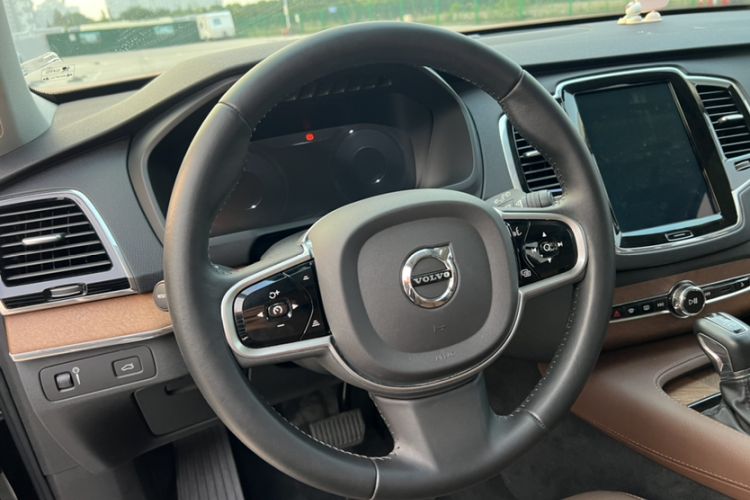 Used Volvo XC90 2020 T6 Zhiyi Luxury 7-Seater
