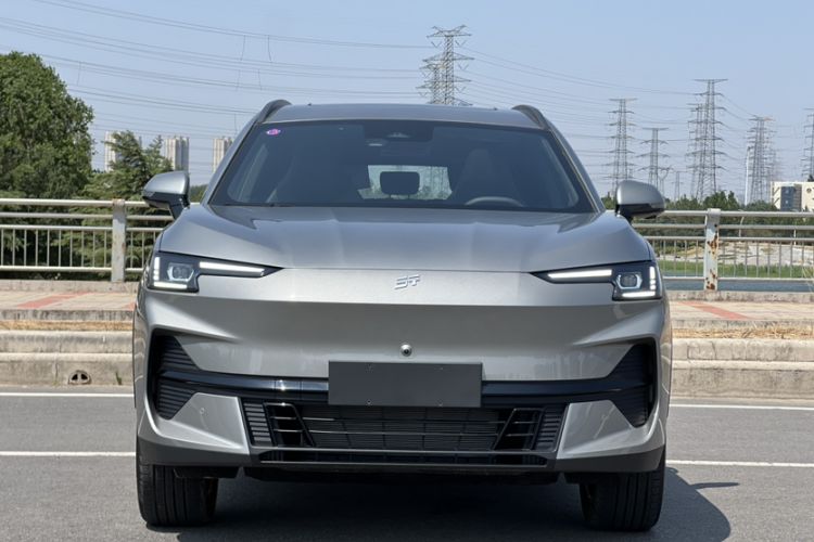 Used JETOUR Shanhai L6 2024 1.5TD DHT ULTRA