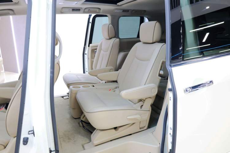 Used Nissan Quest 2015 3.5L SL