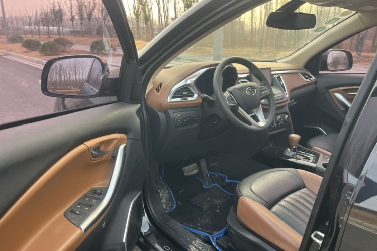 Used Soueast DX7 2015 1.5T Automatic Luxury Model
