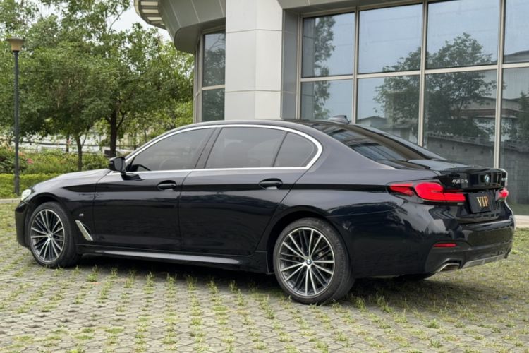 Used BMW 5 Series 2021 Facelifted 530Li Leading Edition M Sport Package
