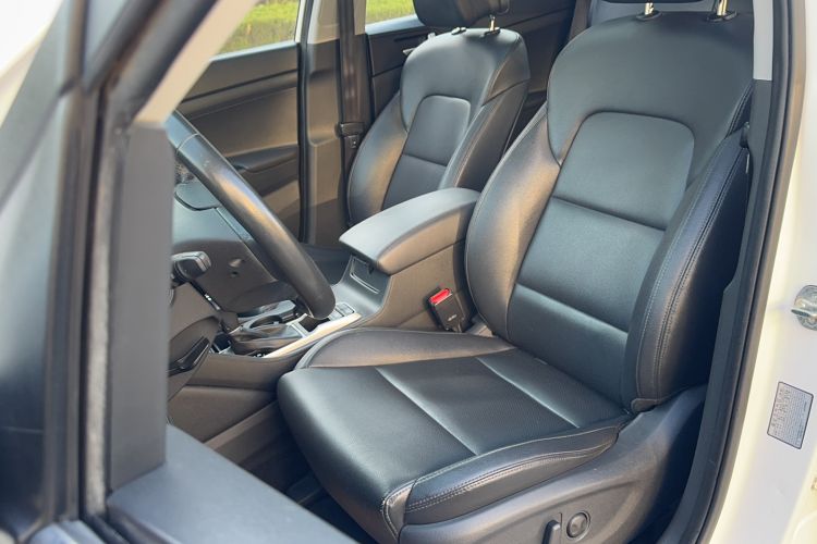 Used Hyundai Tucson 2018 1.6T Dual-Clutch Two-Wheel Drive 15th Anniversary Special Edition Left Front Seat