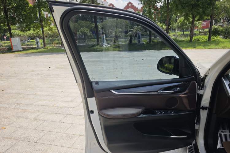 Used BMW X5 2013 xDrive35i U.S. specification