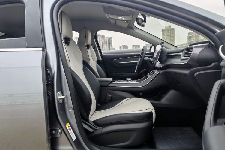 Used BYD Destroyer 05 2024 HONOR Edition DM-i 55KM Luxury Model Right Front Seat