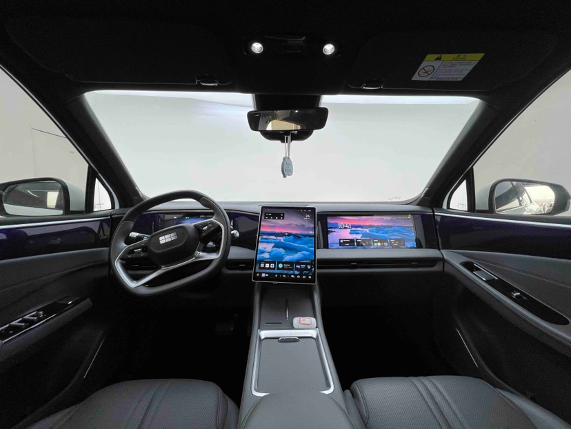 Geely Galaxy L7 2025 EM-i 115km Exploration+ Edition — снимка 10